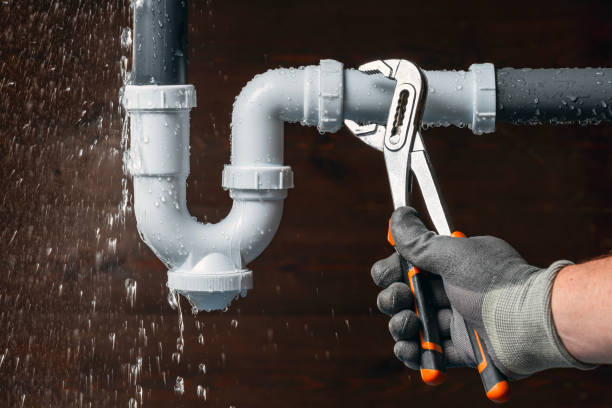 Professional Emergency Plumber technician working in Feasterville Trevose, PA